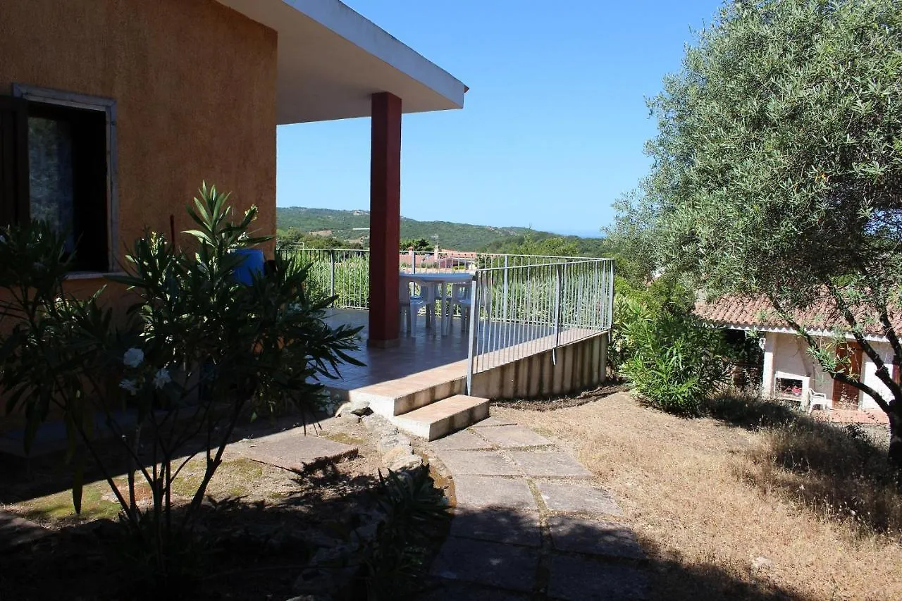 Oleandro, Rena Majore Tatil Evi